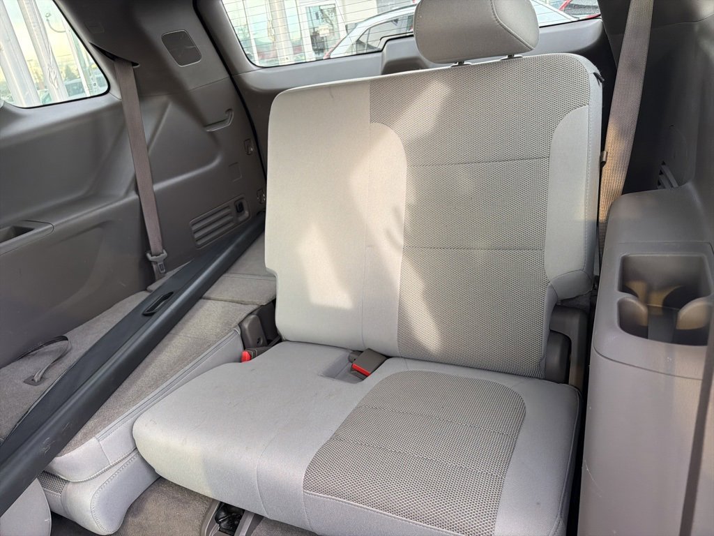 Used 2021 Chevrolet Traverse LT w/ LPO, Cargo Package image 26