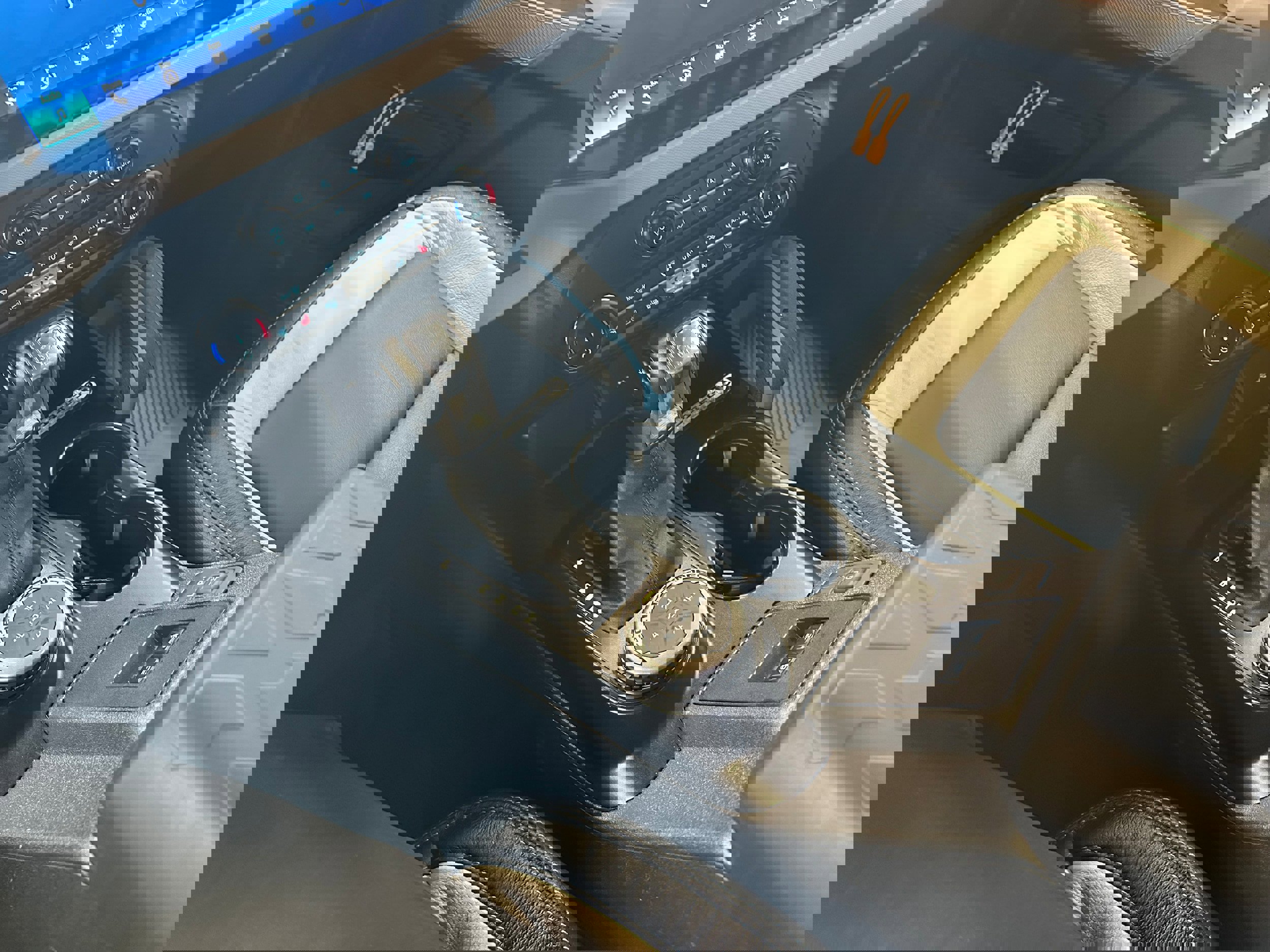 Used 2022 Ford Bronco Wildtrak image 18