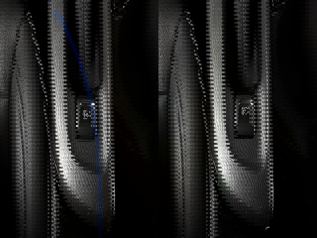 Used 2025 Buick Envista Sport Touring image 21