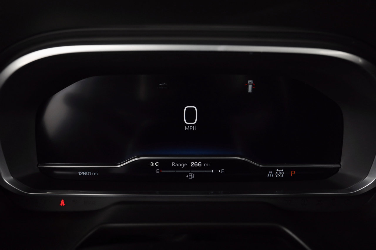 Used 2023 Chevrolet Suburban RST image 25