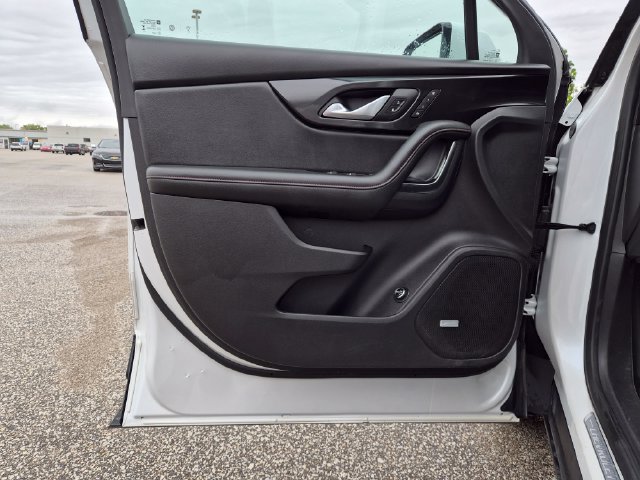 Used 2023 Chevrolet Blazer RS w/ Enhanced Convenience Package FWD image 13