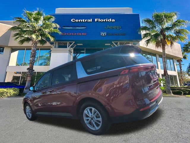 Used 2024 Kia Carnival LX image 7