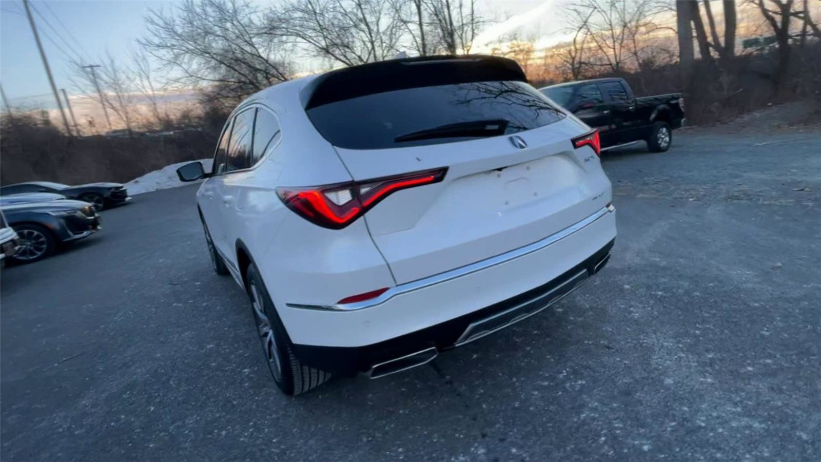 Used 2025 Acura MDX SH-AWD w/ Technology Package image 6