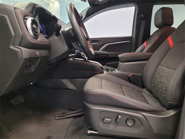 Used 2024 Chevrolet Colorado Z71 w/ Z71 Convenience Package 2 image 10