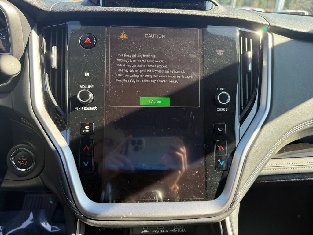 Used 2025 Subaru Outback Touring w/ Tech Package 3 image 21