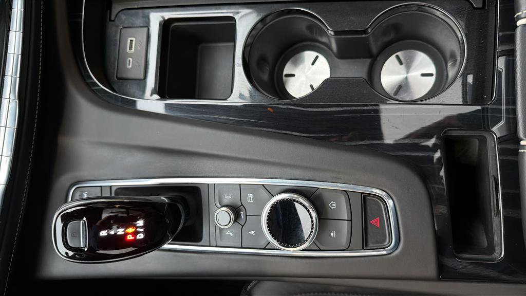 Used 2023 Cadillac Escalade V image 32