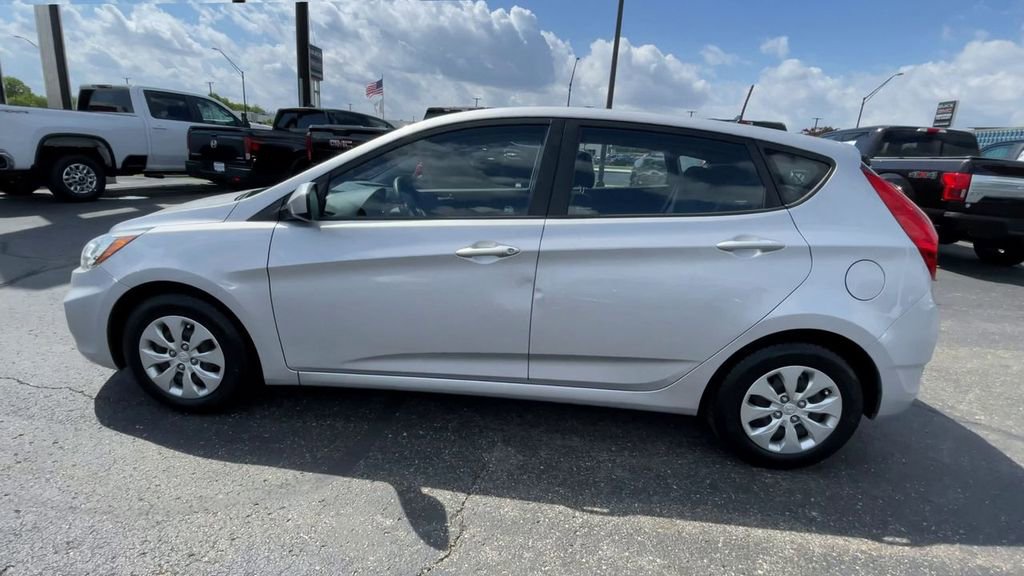 Used 2016 Hyundai Accent SE FWD image 7