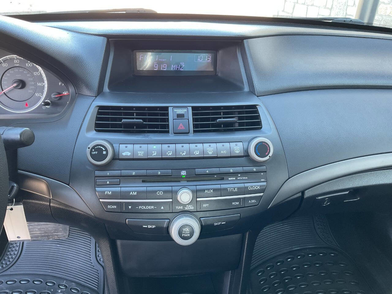 Used 2010 Honda Accord LX-P image 20