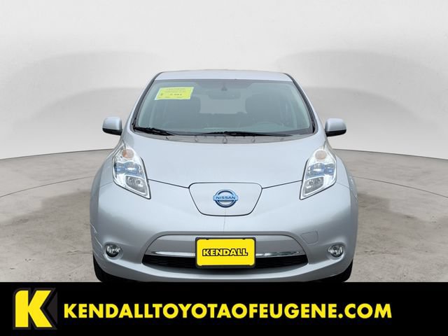 Used 2016 Nissan Leaf SL FWD image 2