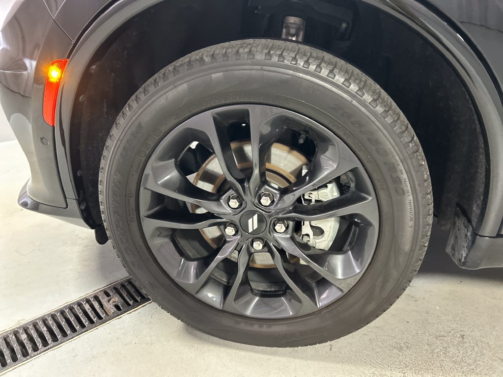 Used 2025 Dodge Durango GT AWD/4WD image 9