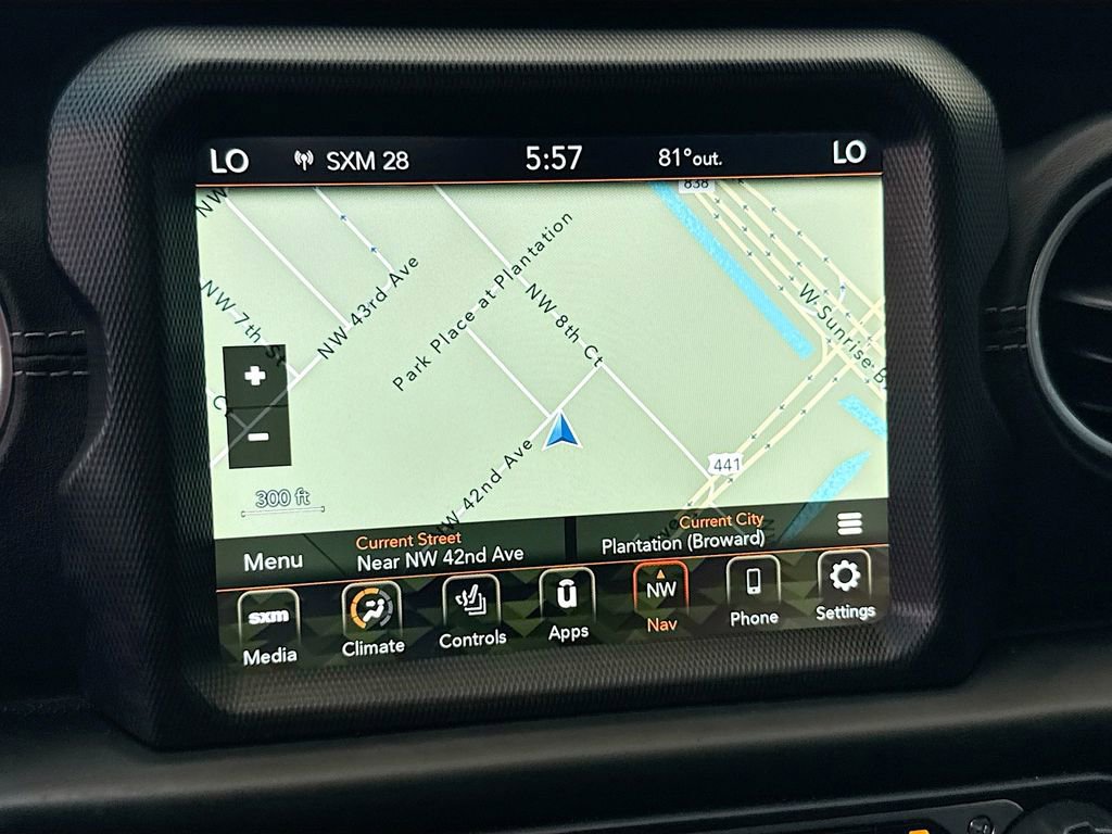 Used 2022 Jeep Wrangler Unlimited Sahara w/ Cold Weather Group image 14