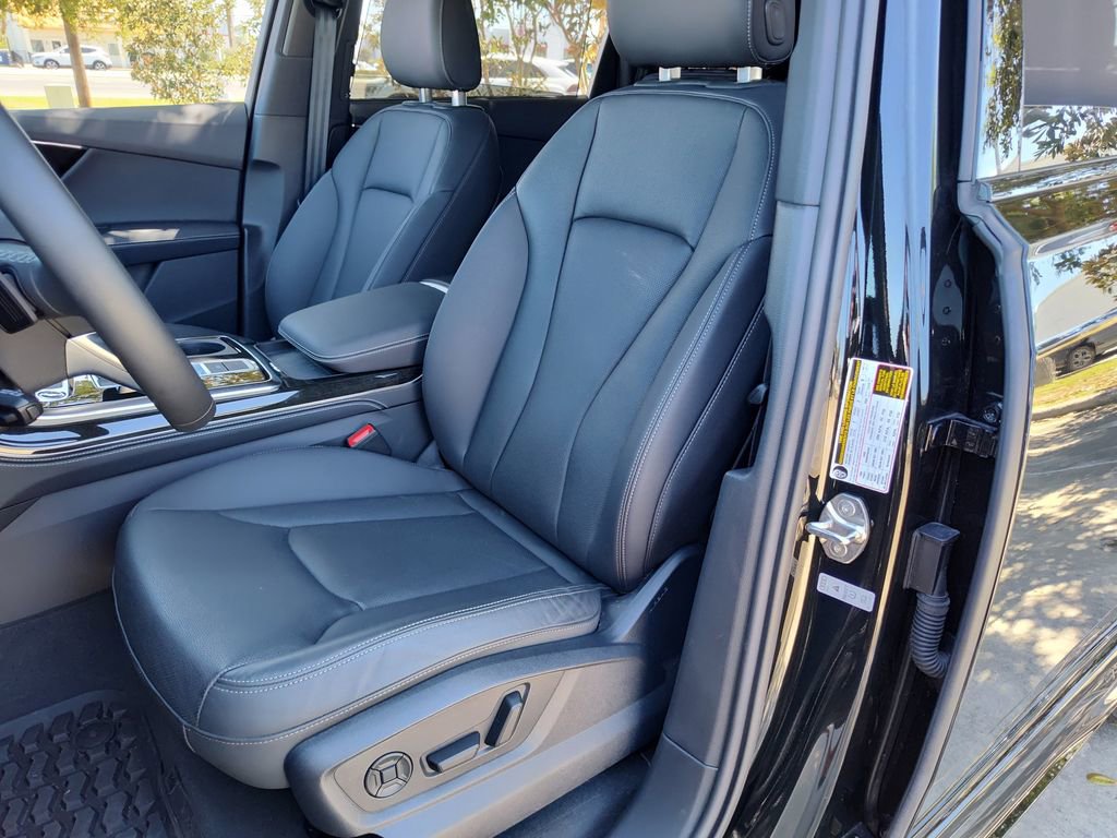 Certified 2025 Audi Q7 3.0T Premium Plus w/ Premium Plus Package AWD/4WD image 23