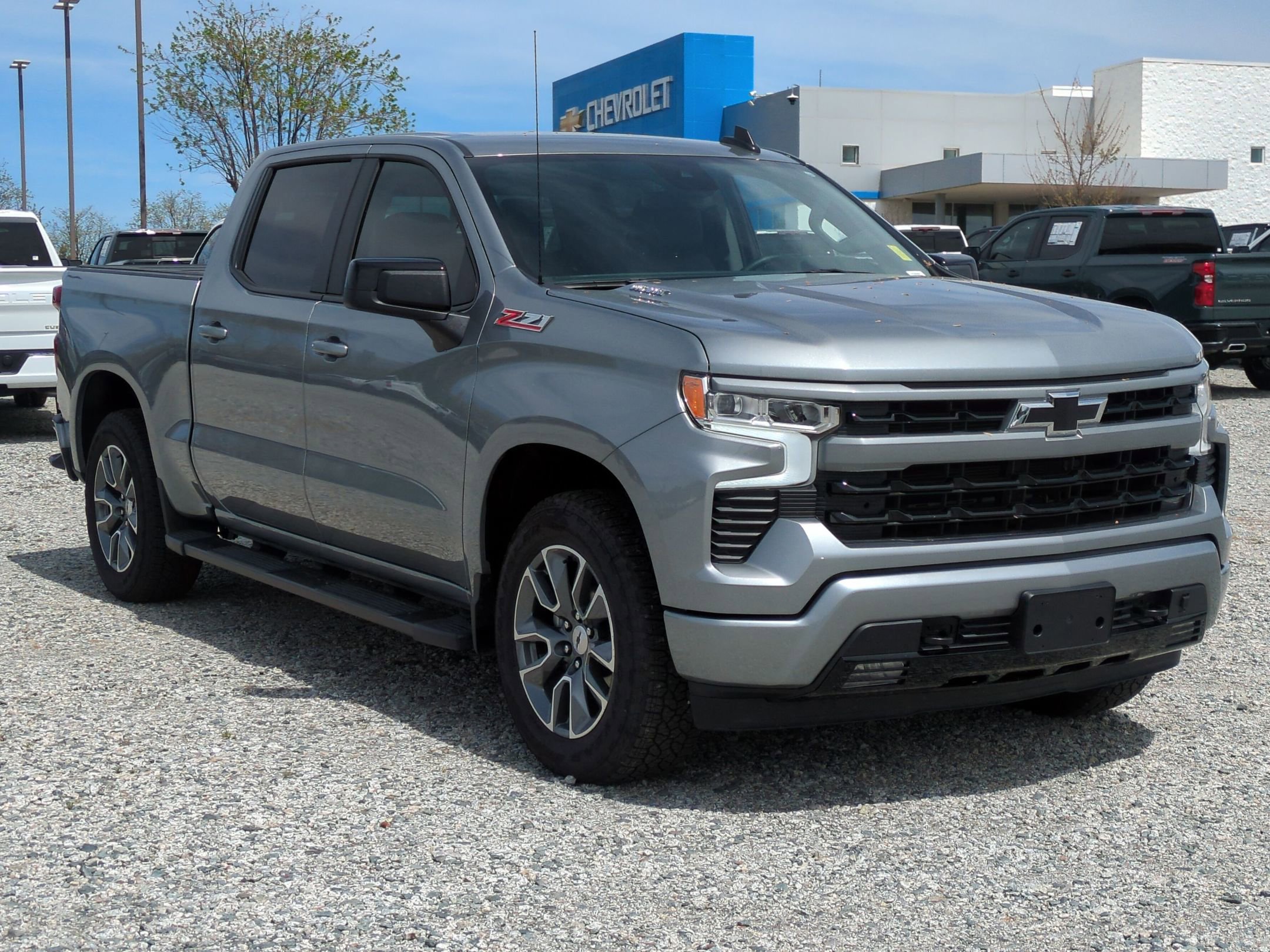 Certified 2026 Chevrolet Silverado 1500 RST AWD/4WD image 2