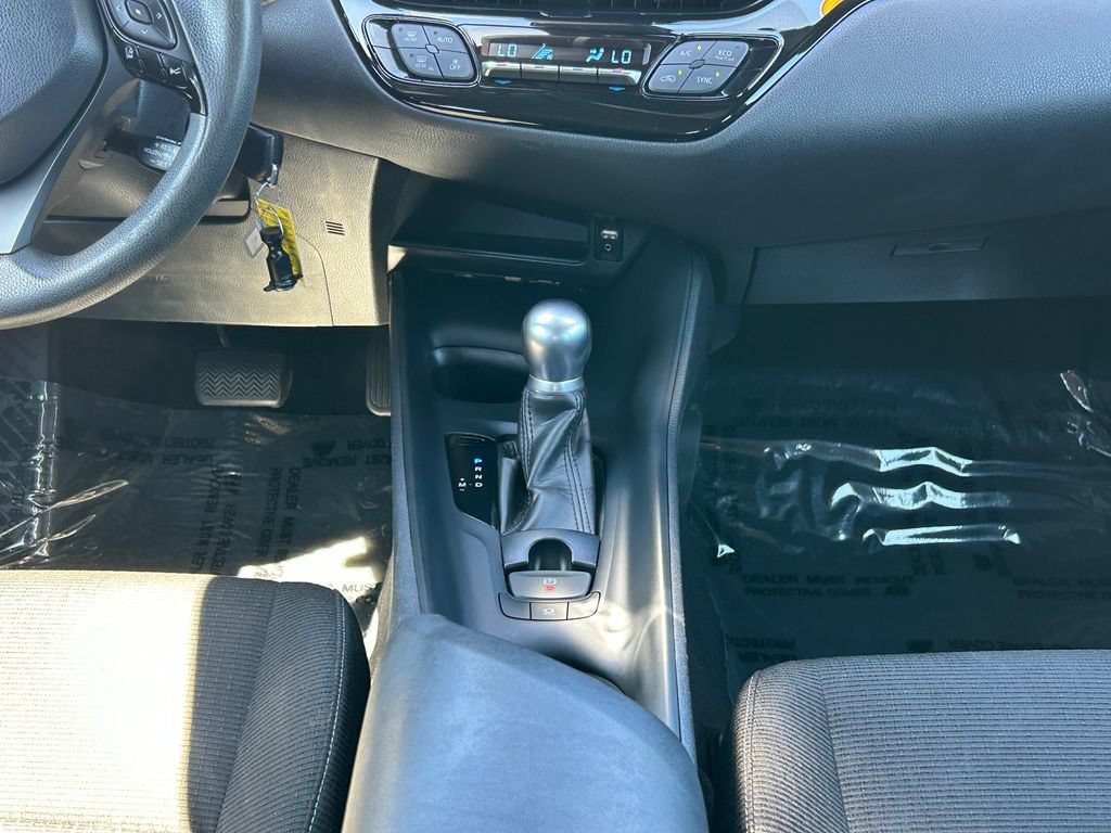 Used 2019 Toyota C-HR LE FWD image 25