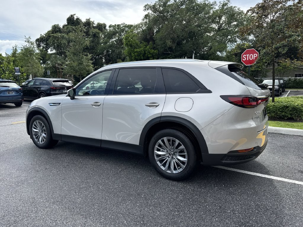 Certified 2025 MAZDA CX-90 3.3 Turbo w/ Preferred Package AWD/4WD image 12