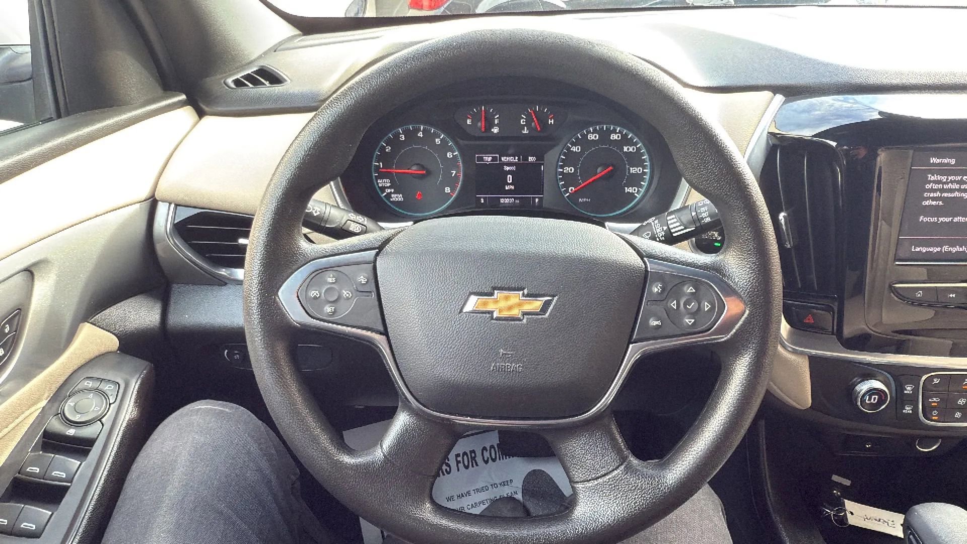 Used 2022 Chevrolet Traverse LS AWD/4WD image 10