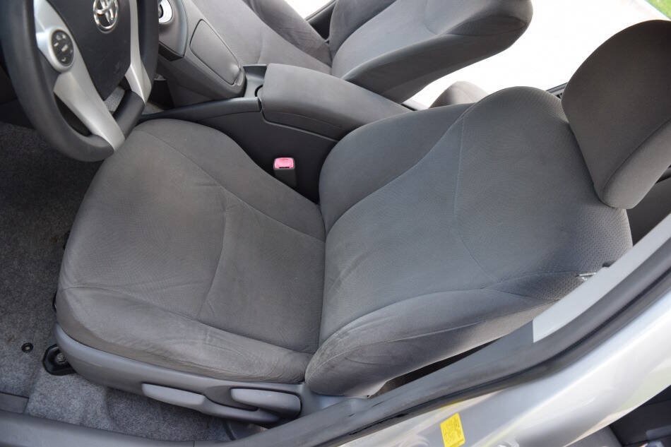 Used 2010 Toyota Prius Two FWD image 40