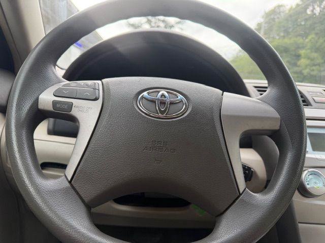 Used 2007 Toyota Camry LE FWD image 18
