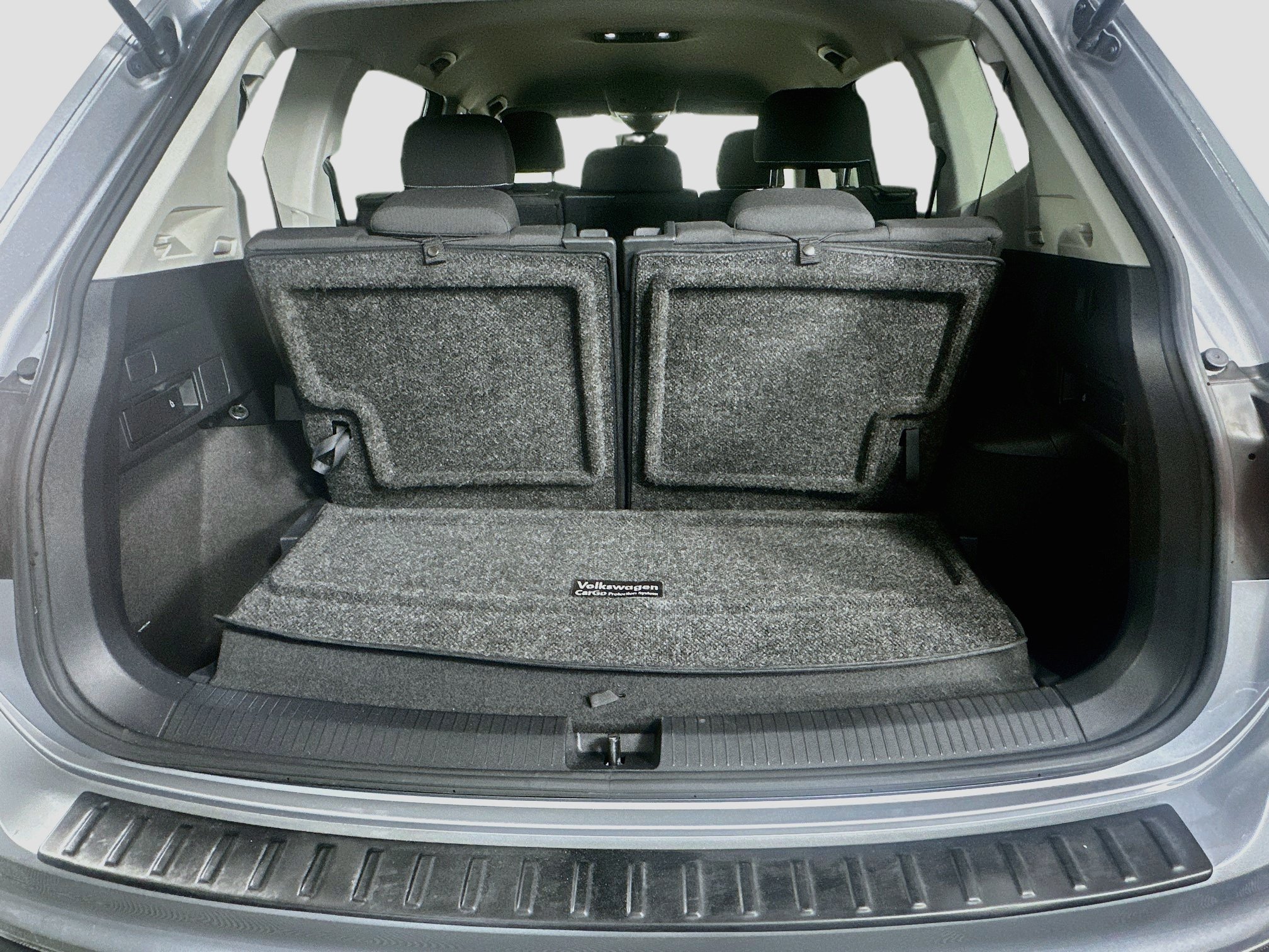 Used 2022 Volkswagen Tiguan S FWD image 28
