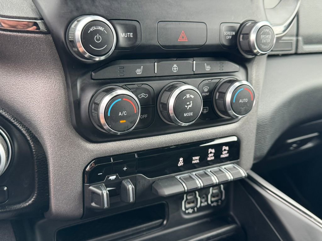 Used 2020 RAM 1500 Big Horn w/ Built-to-serve Edition AWD/4WD image 28
