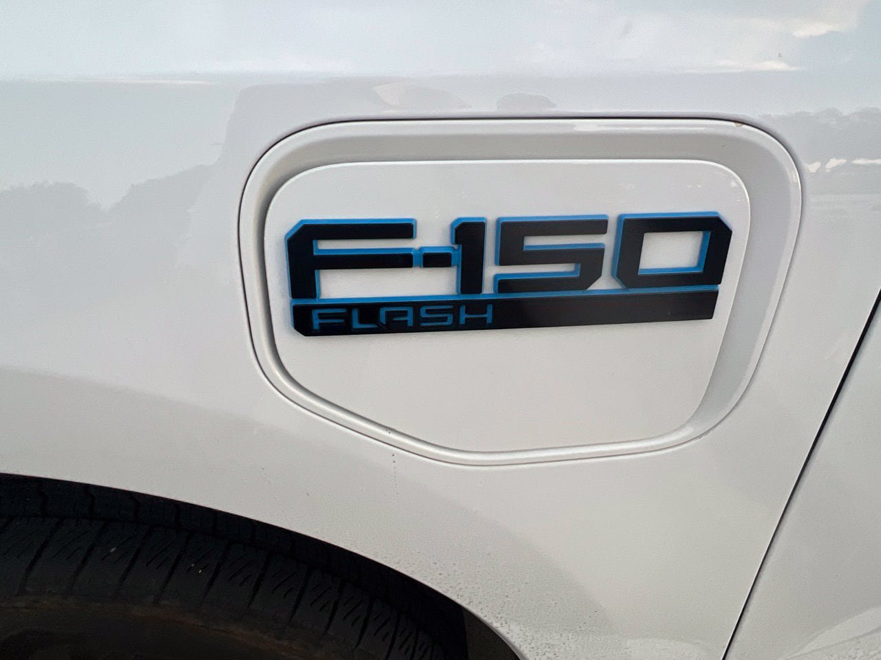 Used 2024 Ford F150 Lightning Flash w/ Max Trailer Tow Package AWD/4WD image 2