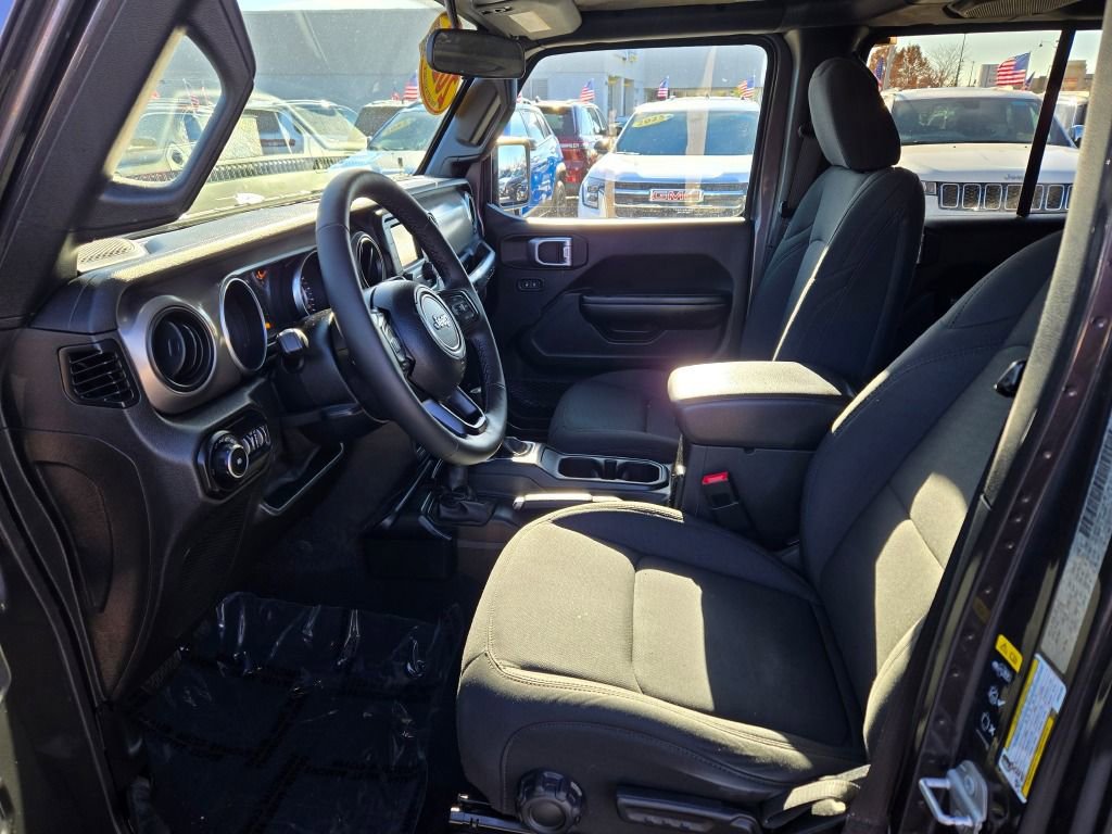 Used 2020 Jeep Wrangler Unlimited Sport S image 17