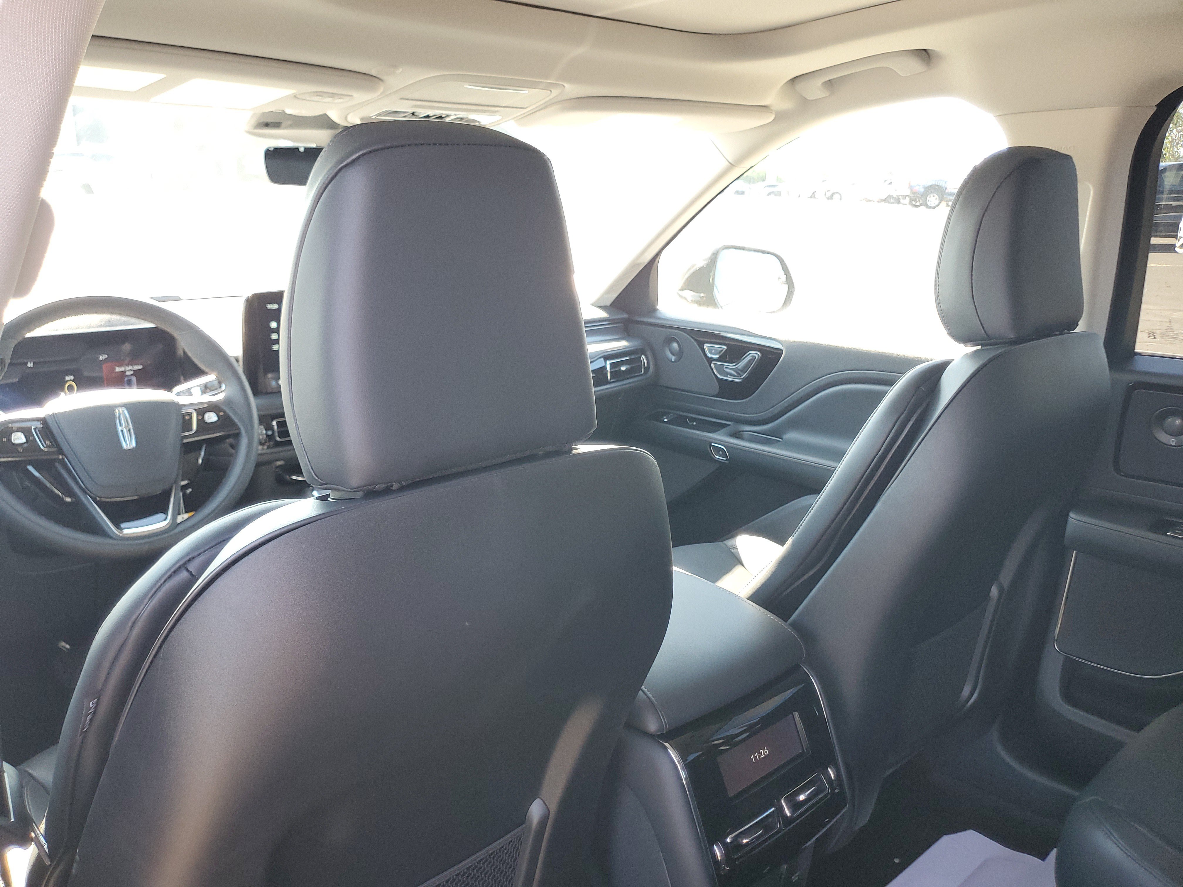 New 2026 Lincoln Aviator AWD image 24