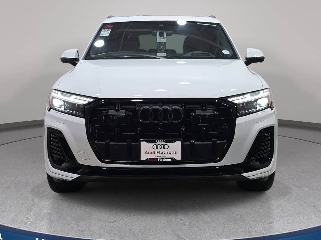 Used 2025 Audi Q7 3.0T Prestige w/ Prestige Package AWD/4WD image 2