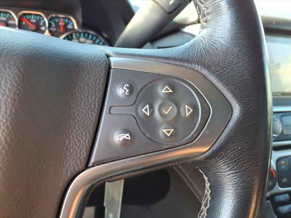 Used 2020 Chevrolet Suburban LT AWD/4WD image 17