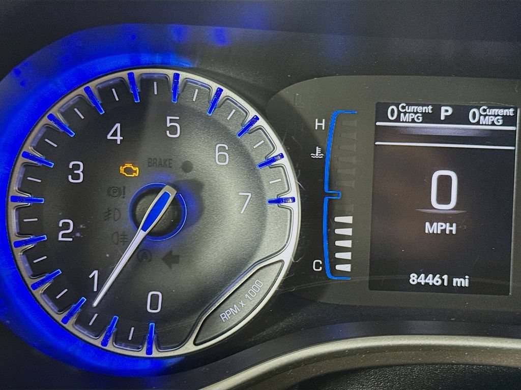 Used 2017 Chrysler Pacifica LX w/ Tire & Wheel Group FWD image 14