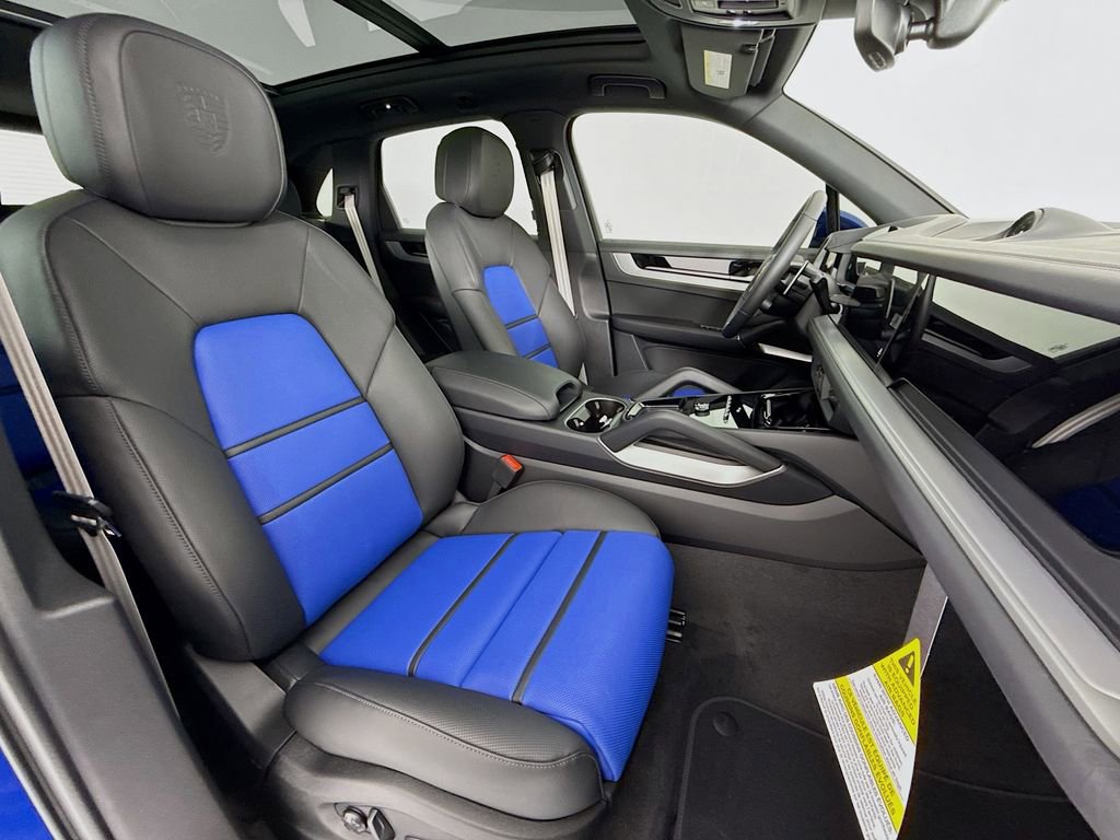 New 2026 Porsche Cayenne S AWD/4WD image 33
