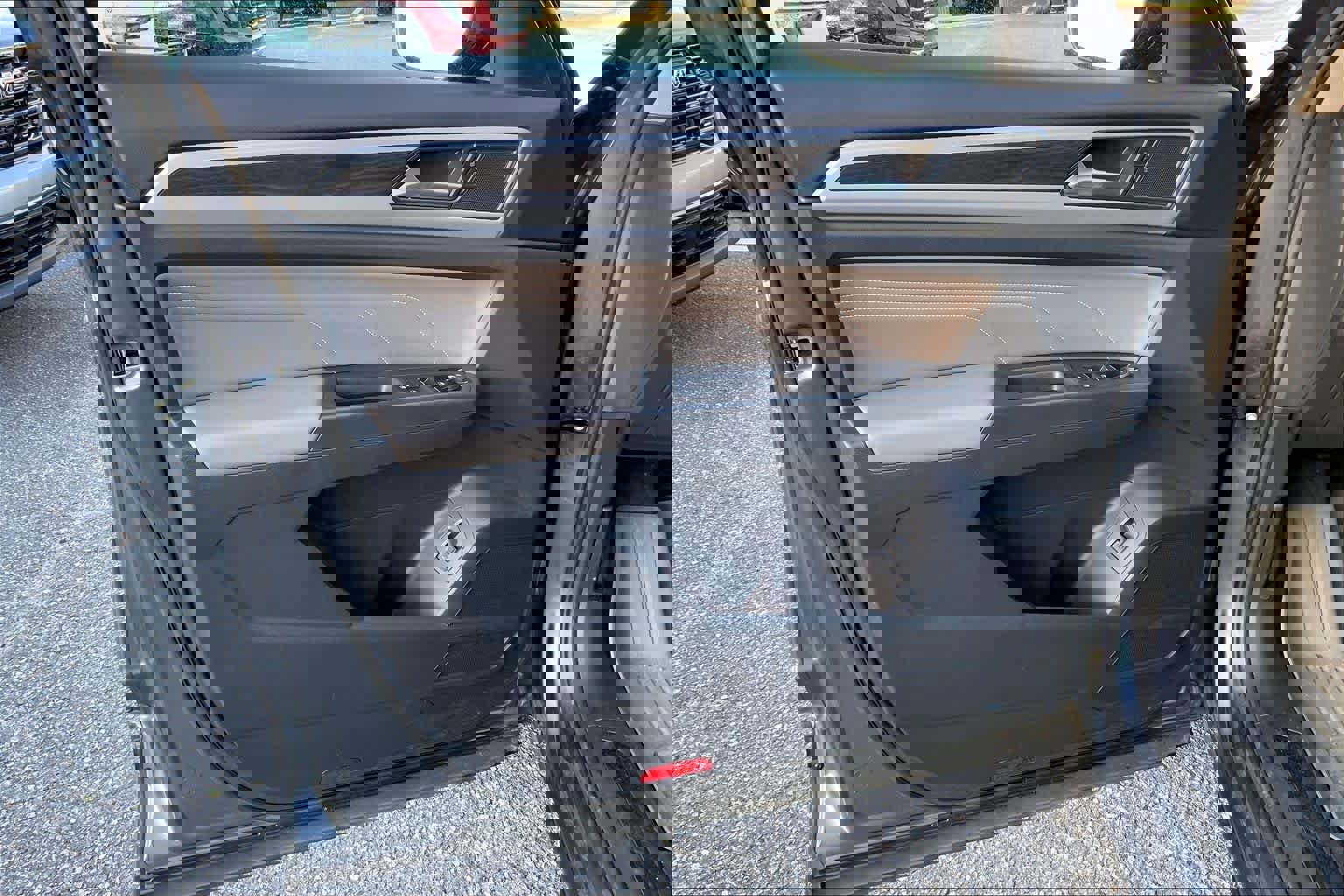 Used 2023 Volkswagen Atlas SE image 21