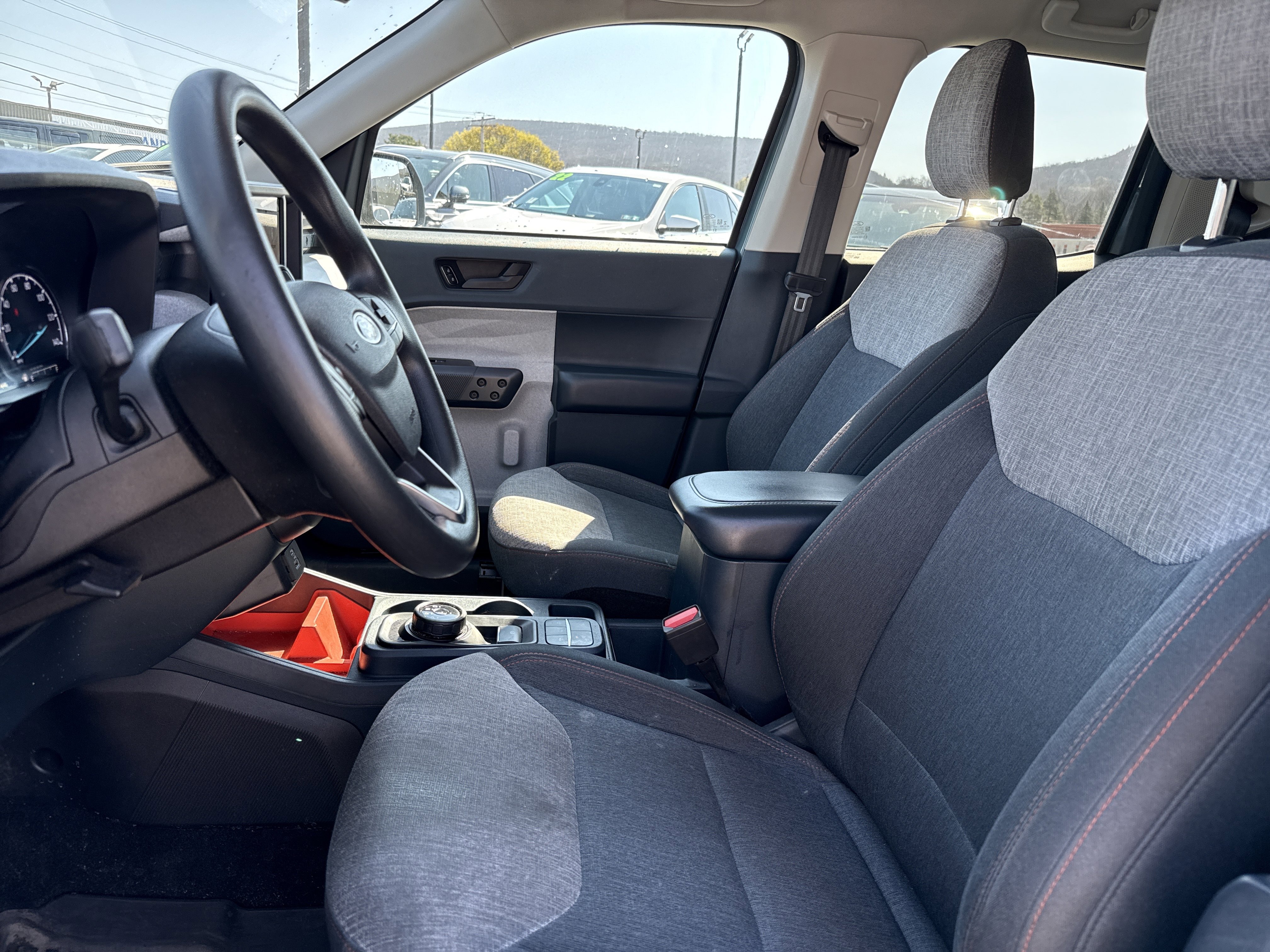 Used 2022 Ford Maverick XLT w/ Equipment Group 300A Standard image 11