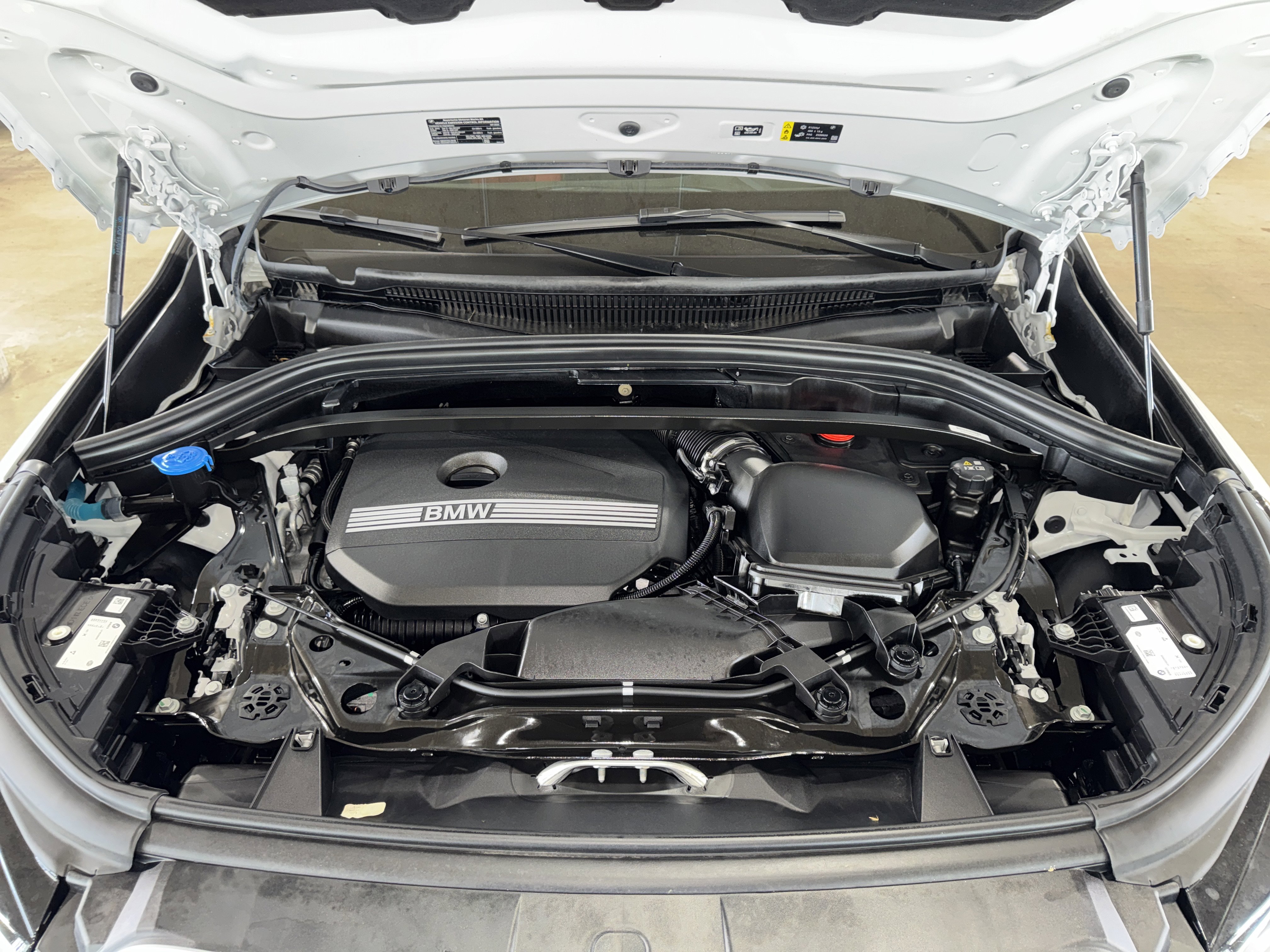 Certified 2025 BMW X1 xDrive28i w/ Premium Package image 35