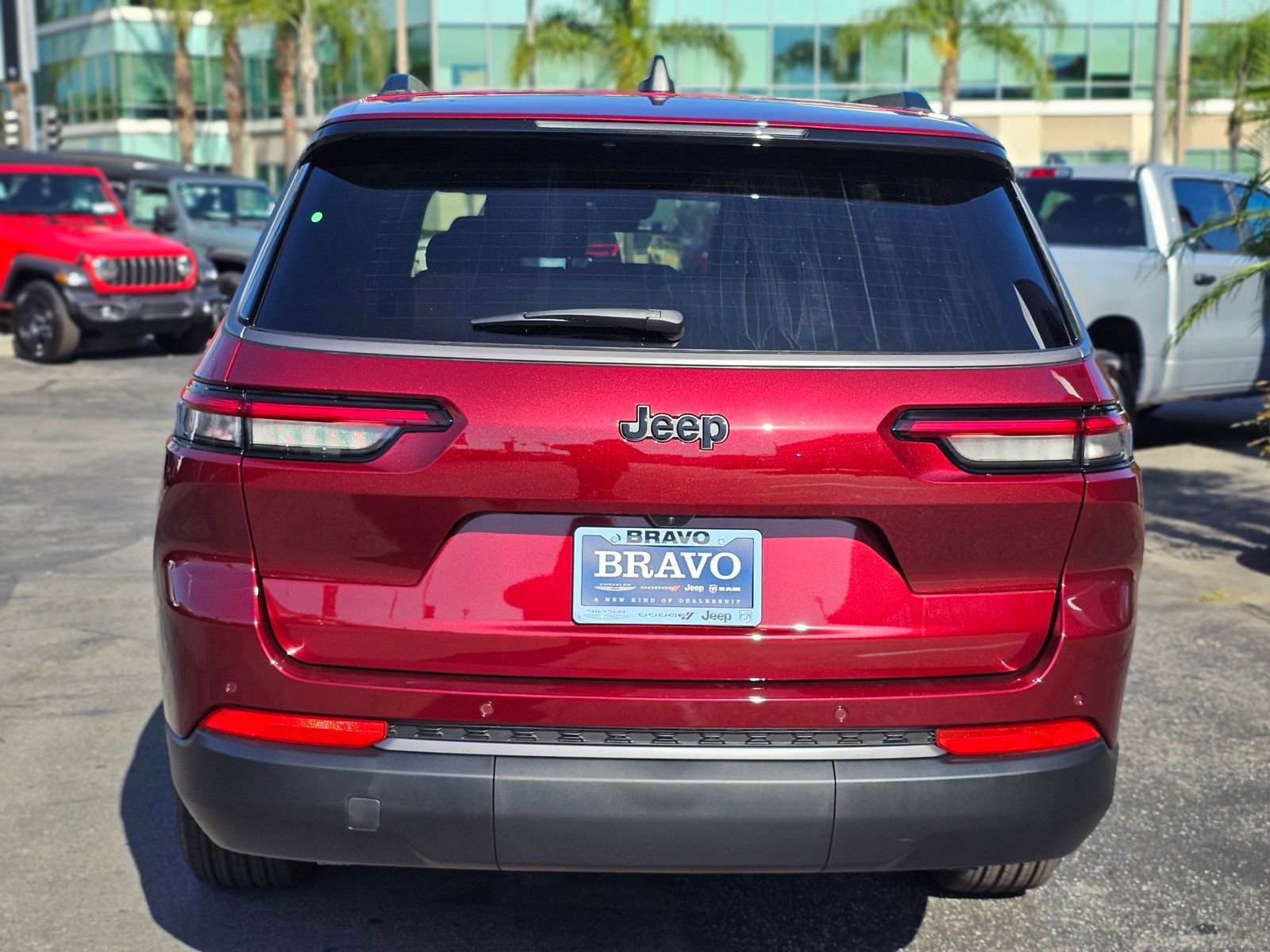 New 2026 Jeep Grand Cherokee L 2WD image 6