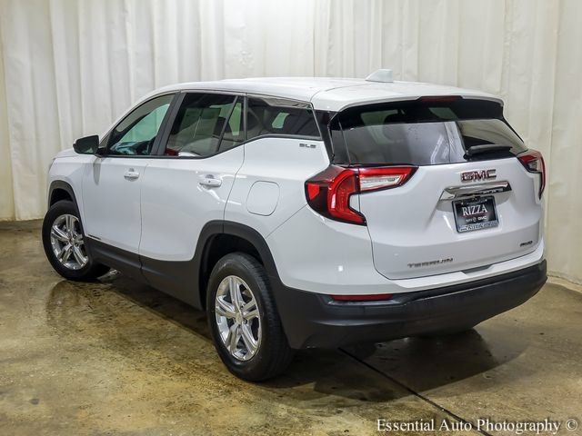 Used 2024 GMC Terrain SLE AWD/4WD image 9