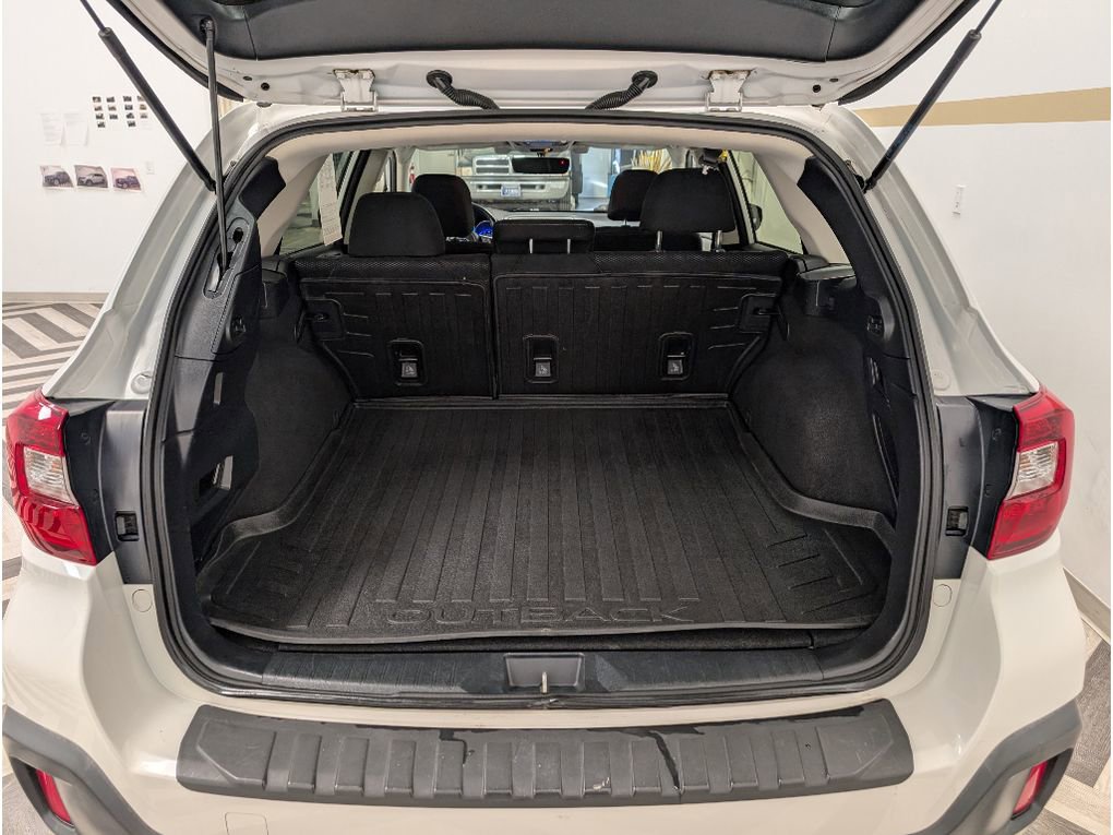Used 2019 Subaru Outback 2.5i Premium image 25