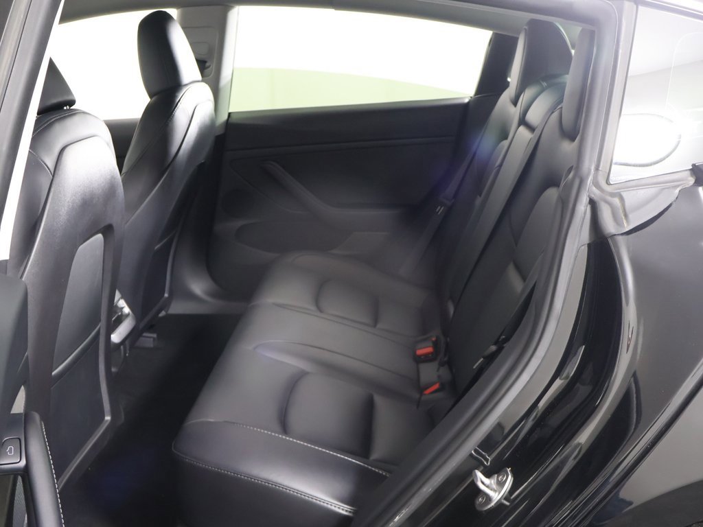 Used 2023 Tesla Model 3 Standard Range image 32