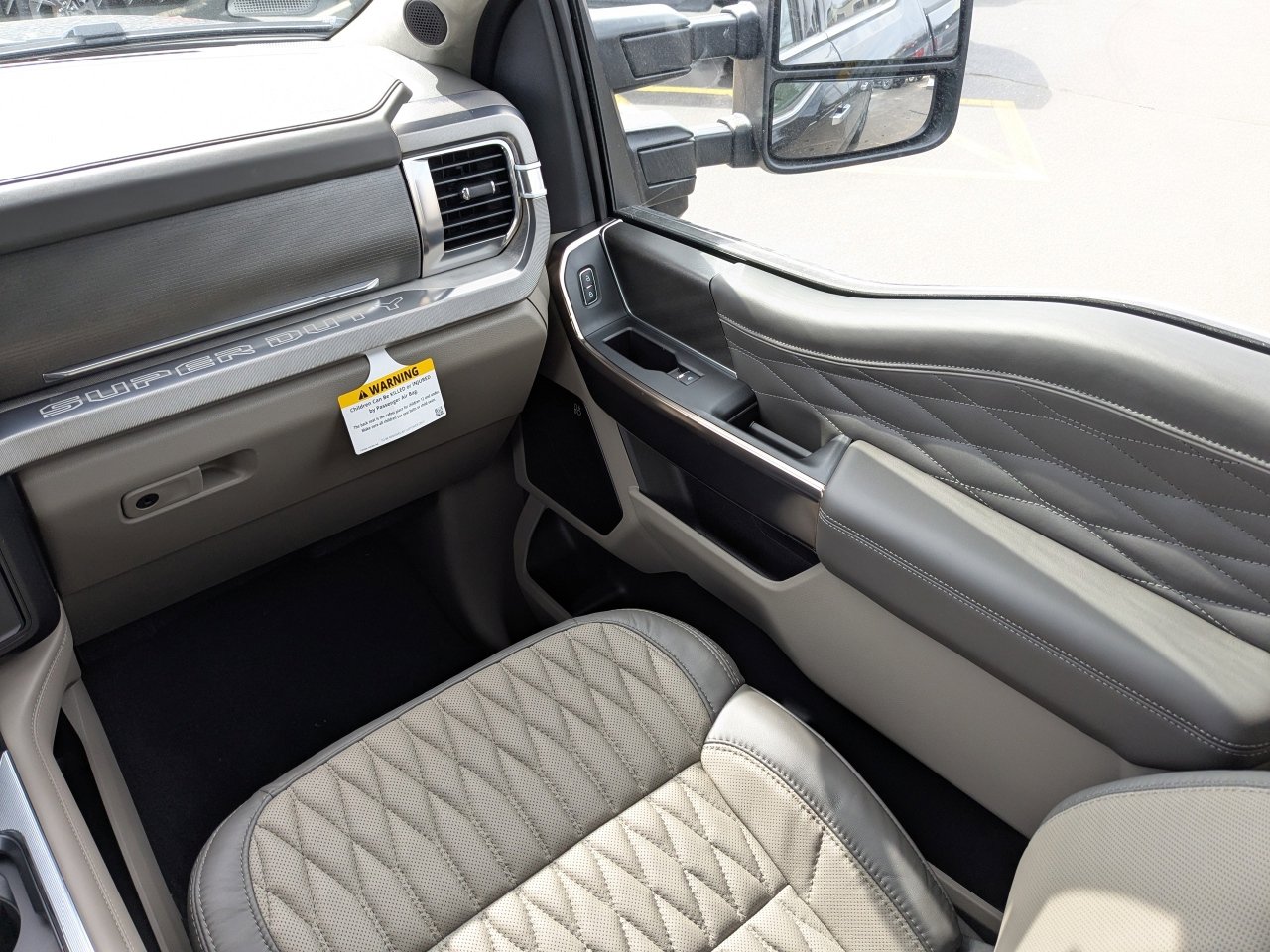 New 2026 Ford F250 Platinum w/ Platinum Plus Package image 19