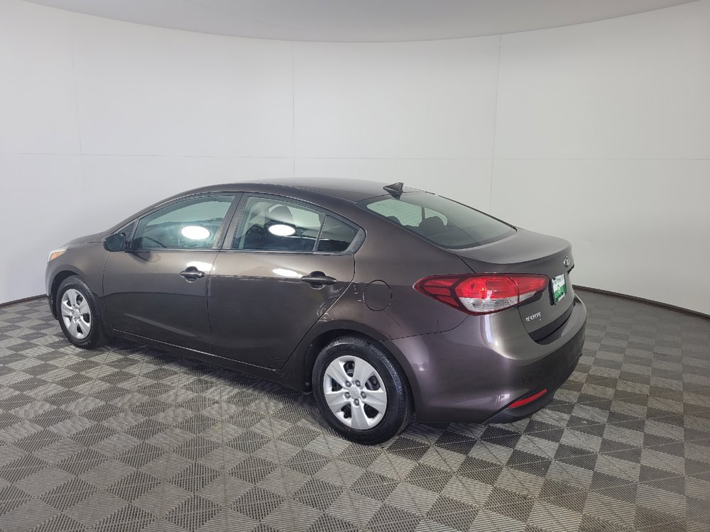 Used 2018 Kia Forte LX FWD image 3