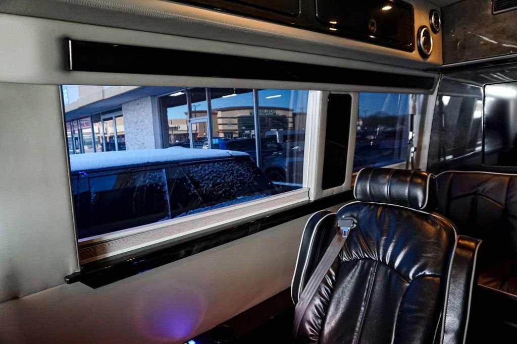 Used 2014 Mercedes-Benz Sprinter 2500 image 50