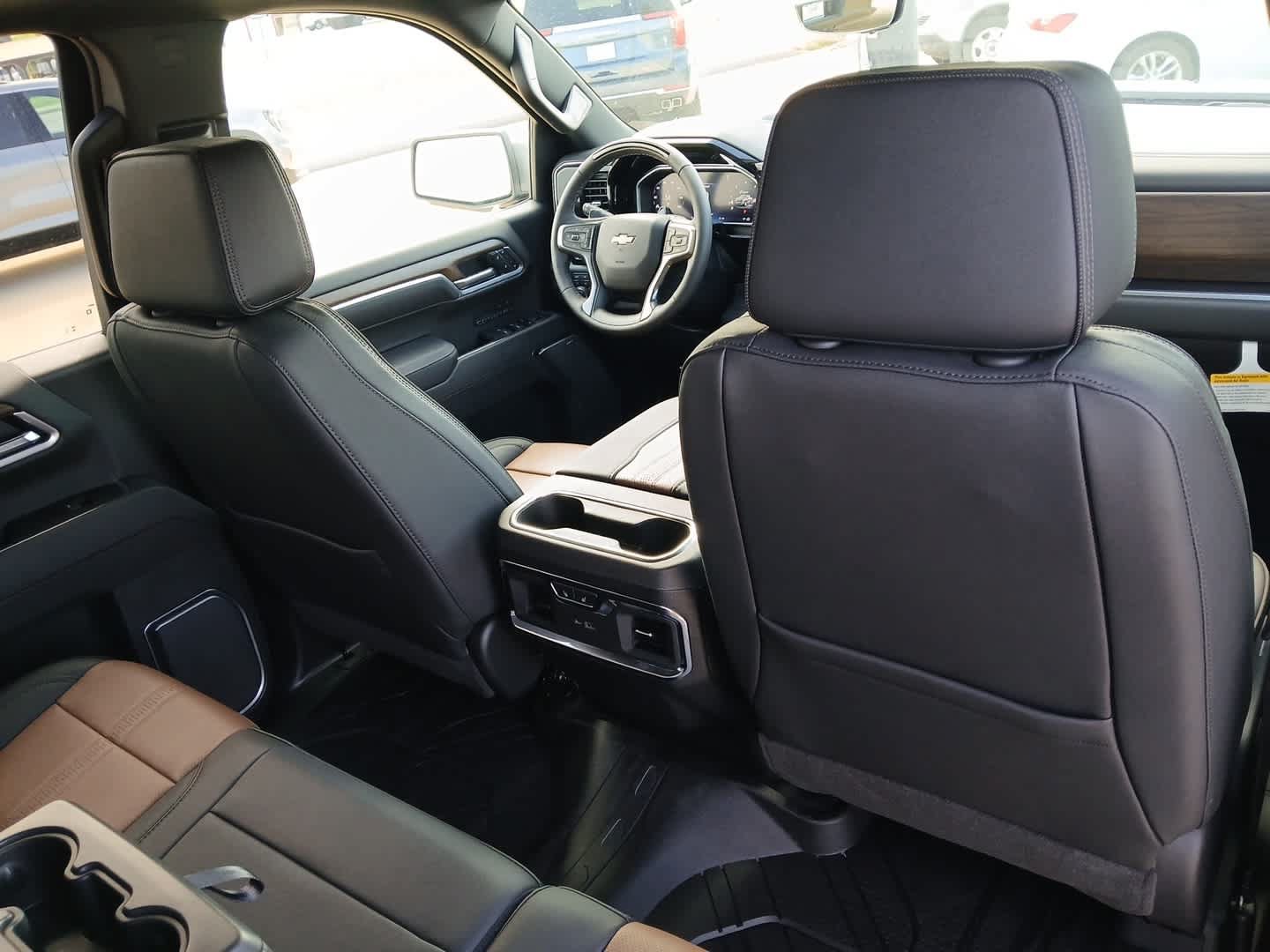 New 2026 Chevrolet Silverado 1500 High Country w/ High Country Premium Package AWD/4WD image 77