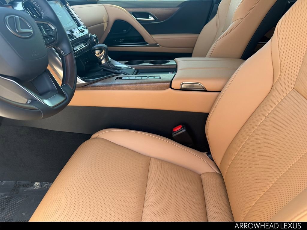 New 2026 Lexus LX 600 4WD w/ Luxury Package image 11