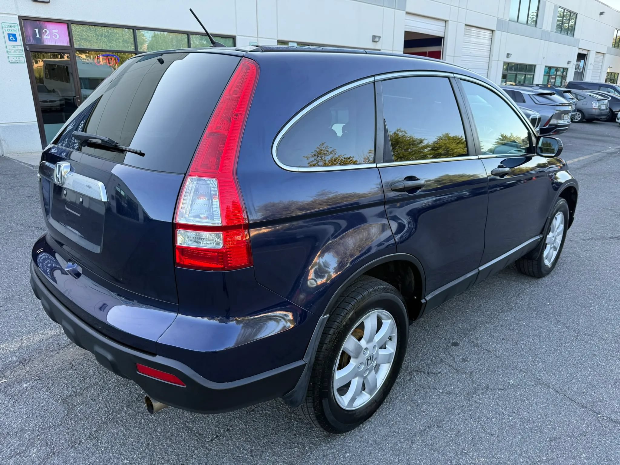 Used 2009 Honda CR-V EX image 4