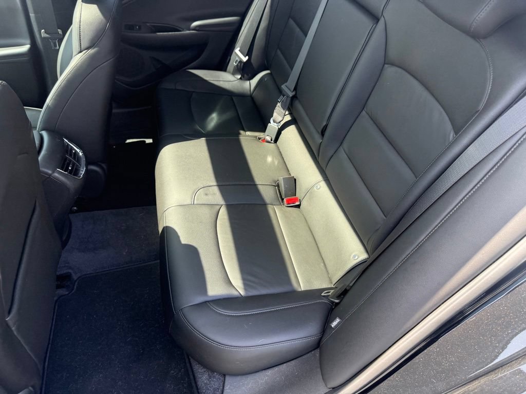 Used 2019 Chevrolet Malibu LT w/ Leather Package FWD image 31