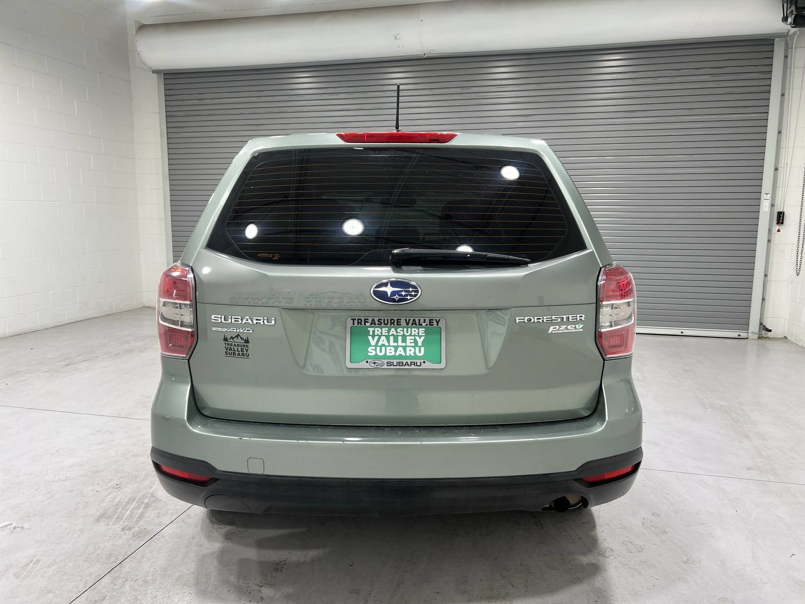 Used 2014 Subaru Forester 2.5i AWD/4WD image 7