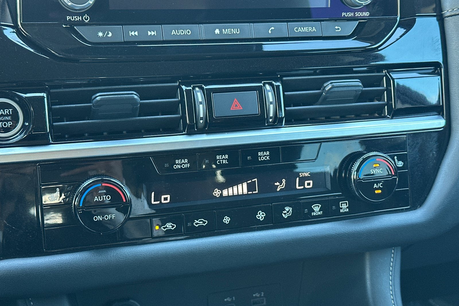 Certified 2024 Nissan Pathfinder SV image 24