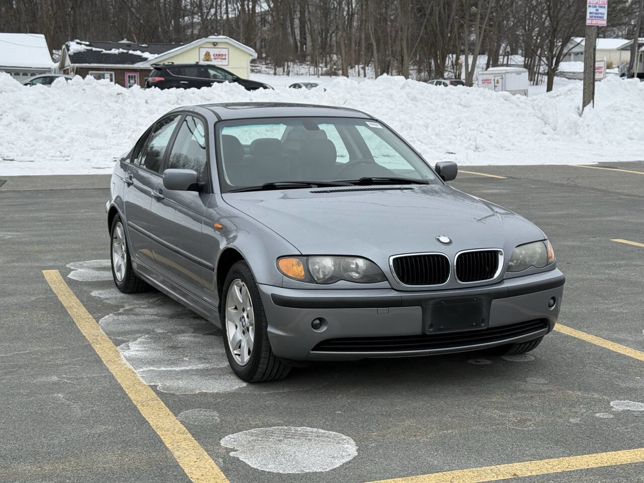 Used 2005 BMW 325xi 325xi AWD 4dr Sedan image 2
