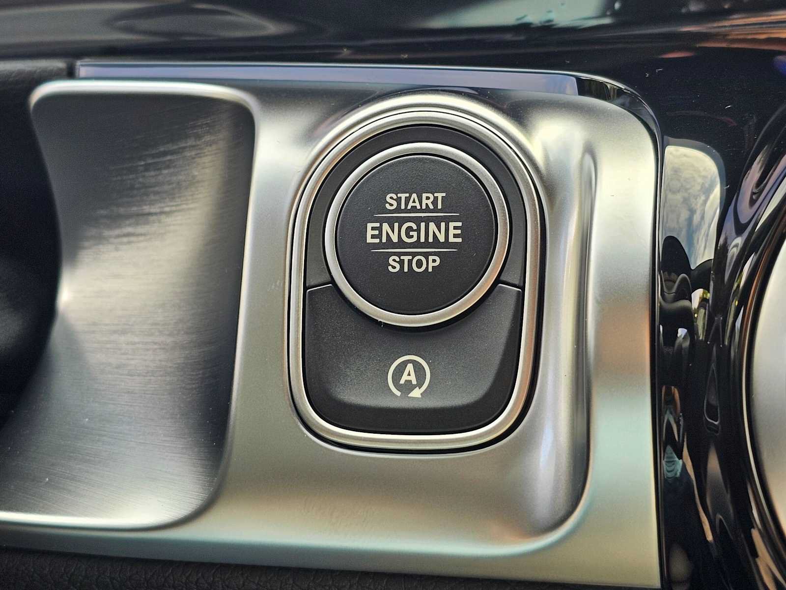 New 2026 Mercedes-Benz GLB 250 image 29