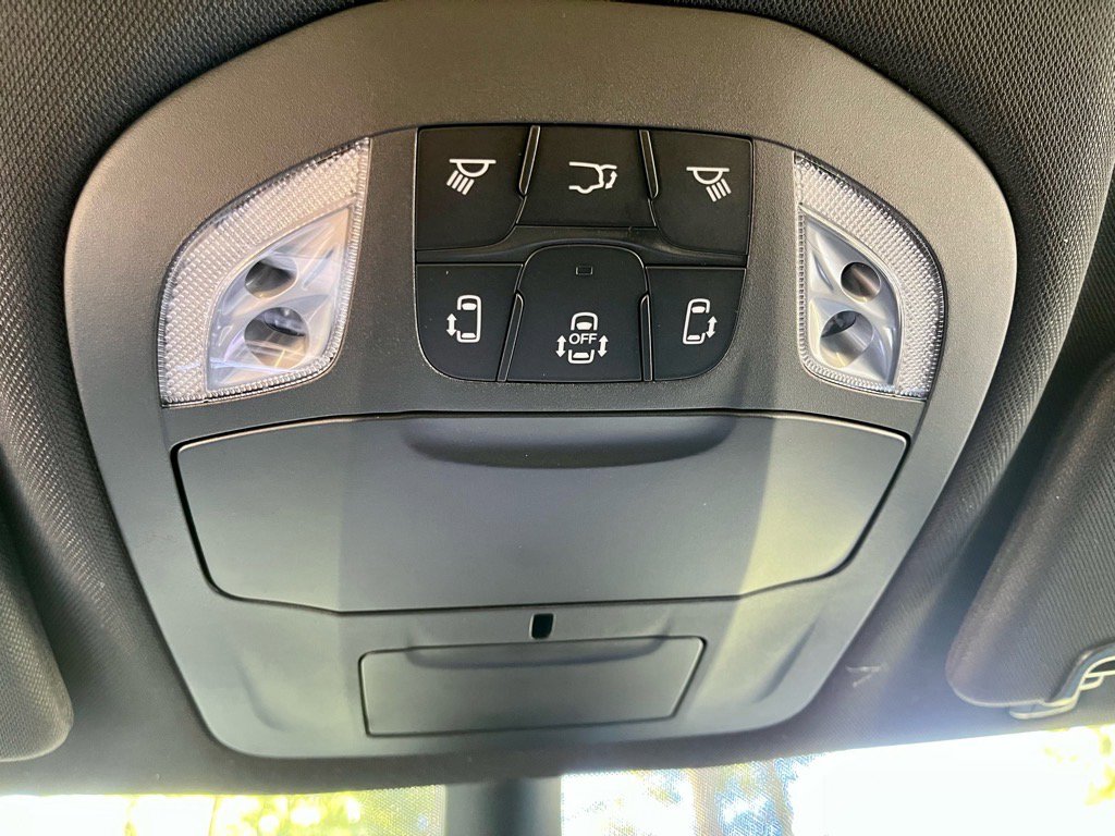 New 2026 Chrysler Pacifica Select image 27